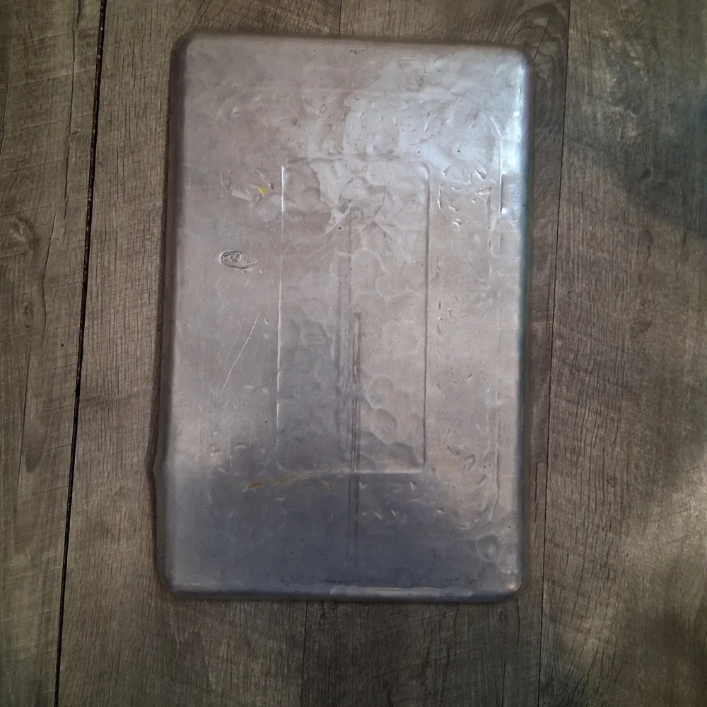 Vintage Hand Forged Everlast‎ Metal Rectangle Floral Tray